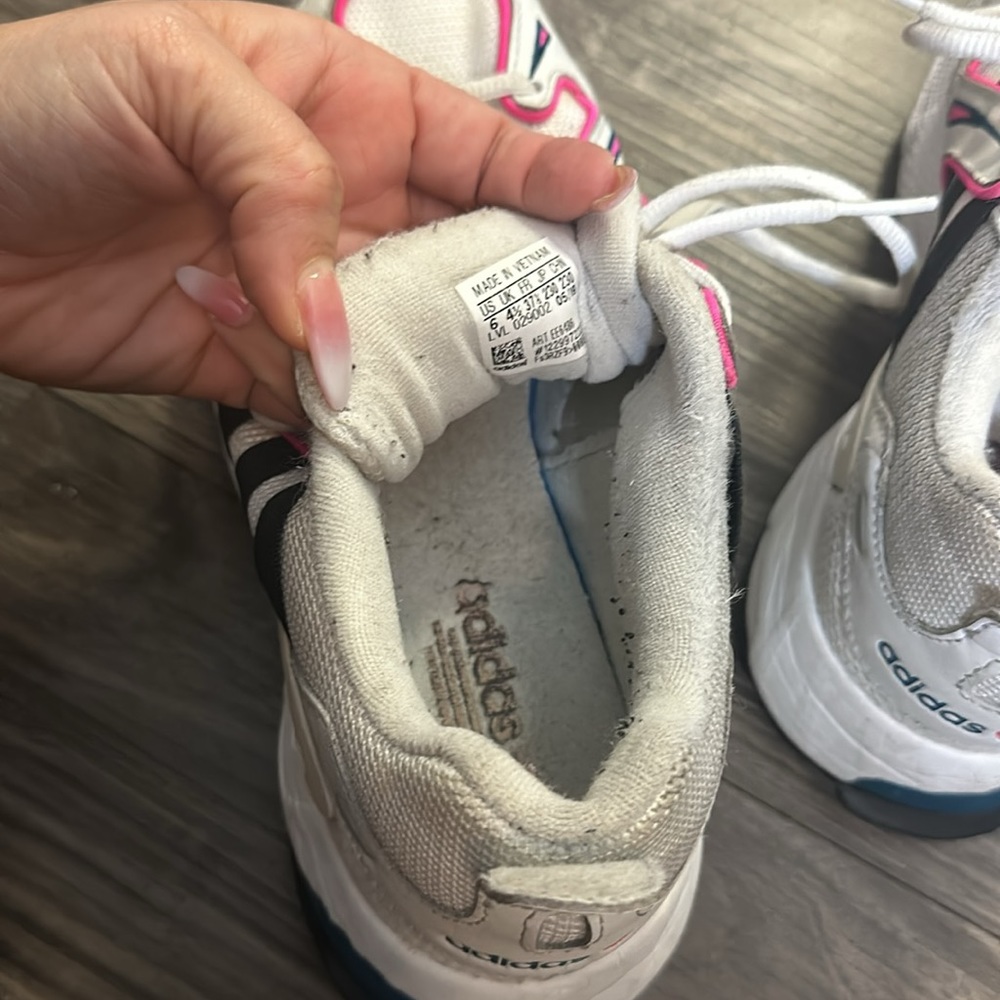 Women’s Adidas Eqt Gazelle Size 6 - image 6